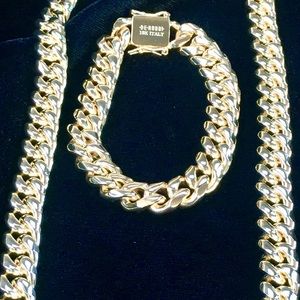 CUBAN LINK 18K GOLD CHAIN MADE IN ITALY